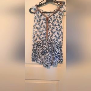 Womens tank top size medium